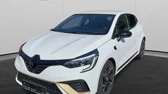 Weiß schwarz Gebraucht 2023 Renault Clio V Engineered Limousine | 18.790 € (Fairer Preis)