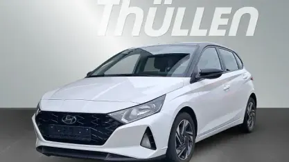 Gebraucht Hyundai i20 Trend 101 PS (74 kW) 2021 Weiß Kleinwagen