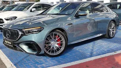 Gebraucht Mercedes E53 AMG AMG 585 PS (430 kW) 2025 Metalliclack verdesilber Limousine