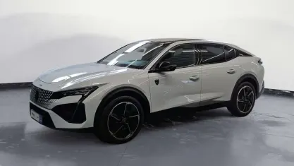 Gebraucht Peugeot 408 GT 131 PS (96 kW) 2024 Weiß SUV