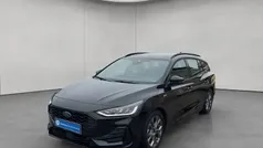 Agate black metallic Gebraucht 2024 Ford Focus ST-Line Kombi | 26.950 € (Fairer Preis)