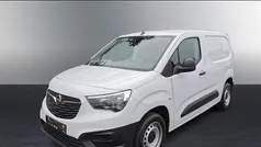 Weiß Gebraucht 2022 Opel Combo Edition Van / Kleinbus | 16.390 € (Fairer Preis)