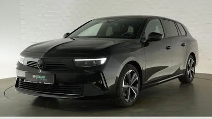 Schwarz Gebraucht 2024 Opel Astra Kombi | 23.924 € (Guter Preis)