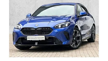 Blau Gebraucht 2024 BMW 120 M Sport Kleinwagen | 32.790 € (Fairer Preis)