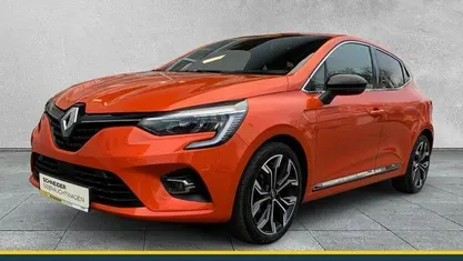 Orange Gebraucht 2021 Renault Clio V Bose Edition Kleinwagen | 13.490 € (Fairer Preis)