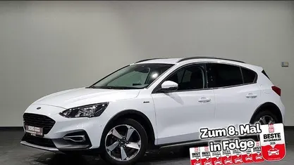 Gebraucht Ford Focus Active 125 PS (91 kW) 2022 Limousine