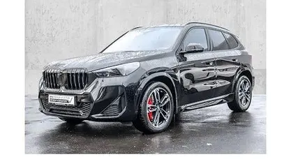 Schwarz Gebraucht 2024 BMW X1 Luxury Line SUV | 38.995 € (Fairer Preis)