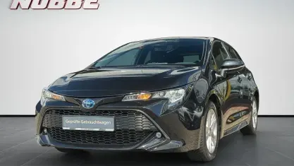 Gebraucht Toyota Corolla Business Edition 122 PS (89 kW) 2022 Schwarz Limousine