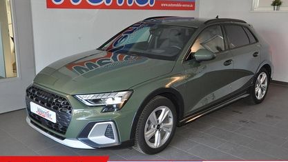 Używany Audi A3 Ambiente 204 KM (150 kW) 2025 Zielony Kombi