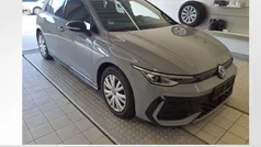 Gebraucht 2024 VW Golf VIII R-line Limousine | 30.240 € (Fairer Preis)