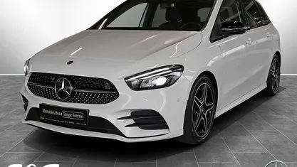 Gebraucht Mercedes B200 AMG 163 PS (119 kW) 2019 Unilack polarweiß Van / Kleinbus