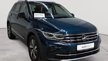Gebraucht VW Tiguan Elegance 150 PS (110 kW) 2022 Nightshade blue metallic SUV