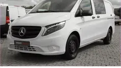 Weiß Gebraucht 2023 Mercedes Vito Van / Kleinbus | 24.931 € (Fairer Preis)