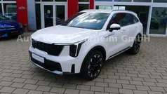 Schneeweiss Gebraucht 2024 Kia Sorento 2 SUV | 49.780 € (Fairer Preis)