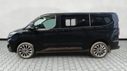 Neu Ford Tourneo Custom Titanium X 170 PS (125 kW) 2026 Magneticgrau (metallic) Van