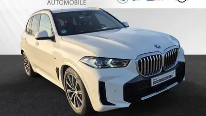 Alpinweiß Gebraucht 2025 BMW X5 M Sport SUV | 81.700 € (Superpreis)
