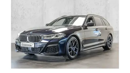 Gebraucht BMW 530 M Sport 286 PS (210 kW) 2022 Blau Kombi