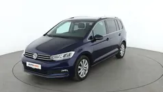 Blau Gebraucht 2018 VW Touran Highline Van / Kleinbus | 23.390 € (Fairer Preis)