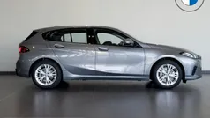 Grau Neu 2025 BMW 120 Performance Kleinwagen | 33.890 € (Guter Preis)