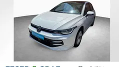Gebraucht 2024 VW Golf VIII Life Limousine | 23.440 € (Guter Preis)