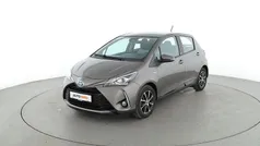 Grau Gebraucht 2018 Toyota Yaris Team Limousine | 13.440 € (Fairer Preis)