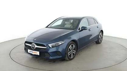 Blau Gebraucht 2021 Mercedes A250 Progressive Limousine | 22.690 € (Fairer Preis)