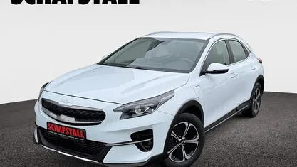 Gebraucht Kia XCeed Spirit 141 PS (103 kW) 2022 Weiss (casa white) SUV
