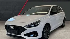 Atlas white (weiss) Neu 2025 Hyundai i30 Advantage Limousine | 20.940 € (Guter Preis)