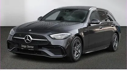 Grau Gebraucht 2025 Mercedes C180 AMG Limousine | 39.760 € (Fairer Preis)