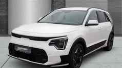 (swp) snow white pearl Gebraucht 2023 Kia e-Niro Inspiration SUV | 34.990 € (Fairer Preis)
