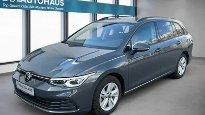 Gebraucht VW Golf VIII Life 150 PS (110 kW) 2024 Grau Kombi