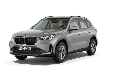 Gebraucht BMW X1 Sport Line 245 PS (180 kW) 2023 Silber SUV