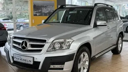 Gebraucht Mercedes GLK350 231 PS (169 kW) 2010 Silber SUV