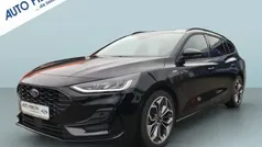 Schwarz Gebraucht 2024 Ford Focus ST-Line X Kombi | 27.850 € (Fairer Preis)