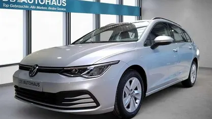 Gebraucht 2024 VW Golf VIII Life Kombi | 24.980 € (Guter Preis)