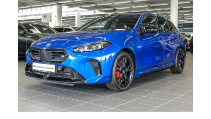 Gebraucht BMW M135 M Sport 300 PS (220 kW) 2025 Blau Kleinwagen