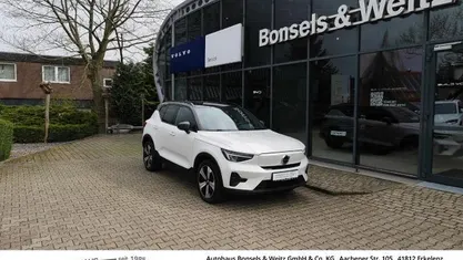 Gebraucht Volvo XC40 Plus 169 kW (231 PS) 2022 Weiß metallic SUV