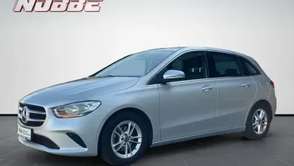 Gebraucht Mercedes B180 Progressive 136 PS (100 kW) 2019 Iridiumsilber metallic Kleinwagen