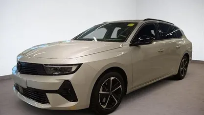 Gebraucht Opel Astra 131 PS (96 kW) 2024 Kristall silber metallic Kombi