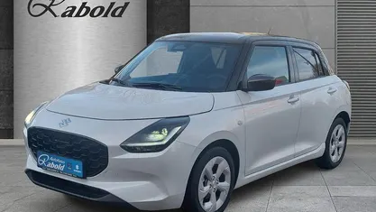 Gebraucht Suzuki Swift Comfort 83 PS (61 kW) 2025 Pure white / mineral gray (weiß) Limousine