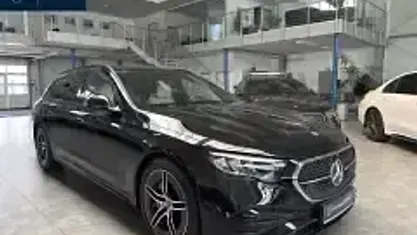 Gebraucht Mercedes E200 AMG 204 PS (150 kW) 2025 Schwarz Kombi