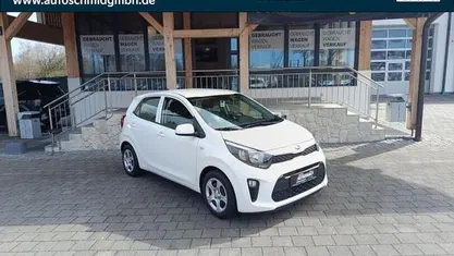 Second-hand Kia Picanto Edition 7 67 CP (49 kW) 2017 Alb Hatchback