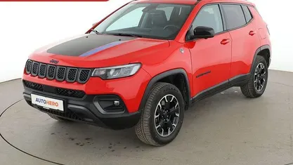 Gebraucht Jeep Compass Trailhawk 241 PS (177 kW) 2022 Rot SUV