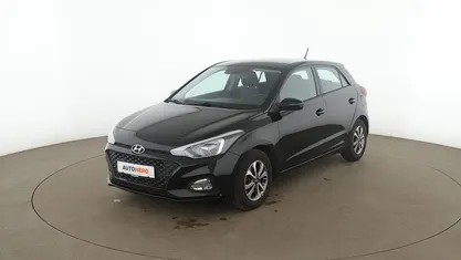 Gebraucht Hyundai i20 Trend 101 PS (74 kW) 2019 Schwarz Kleinwagen