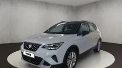 Nevada weiß metallic/midnight schwarz metallic Gebraucht 2023 Seat Arona Xperience SUV | 19.450 € (Fairer Preis)