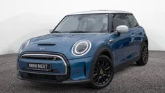 Island blue Gebraucht 2023 Mini Cooper SE Classic Kleinwagen | 19.900 € (Fairer Preis)