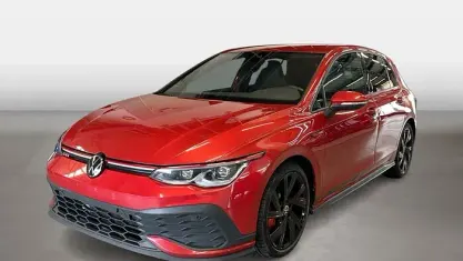 Gebraucht VW Golf VIII GTI Clubsport 300 PS (220 kW) 2024 Rot Limousine