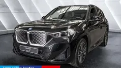 Black sapphire Neu 2025 BMW iX1 M Sport SUV | 56.790 € (Fairer Preis)