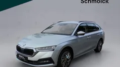 Silber Gebraucht 2023 Skoda Octavia Tour Kombi | 27.490 € (Fairer Preis)