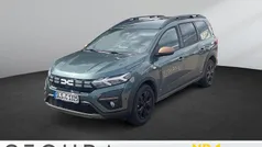 Zedergrün Neu 2025 Dacia Jogger Extreme Van / Kleinbus | 24.540 € (Teuer)